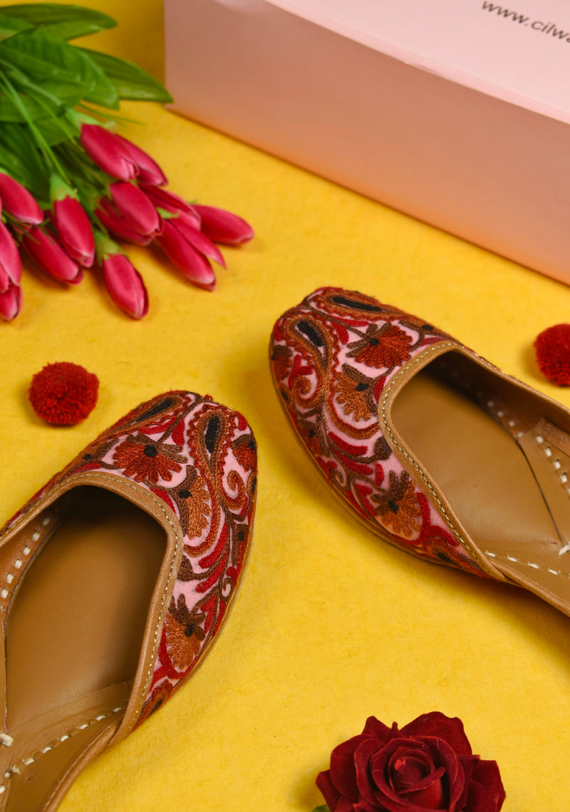 Baby Pink Maroon Aari Jutti — product detail