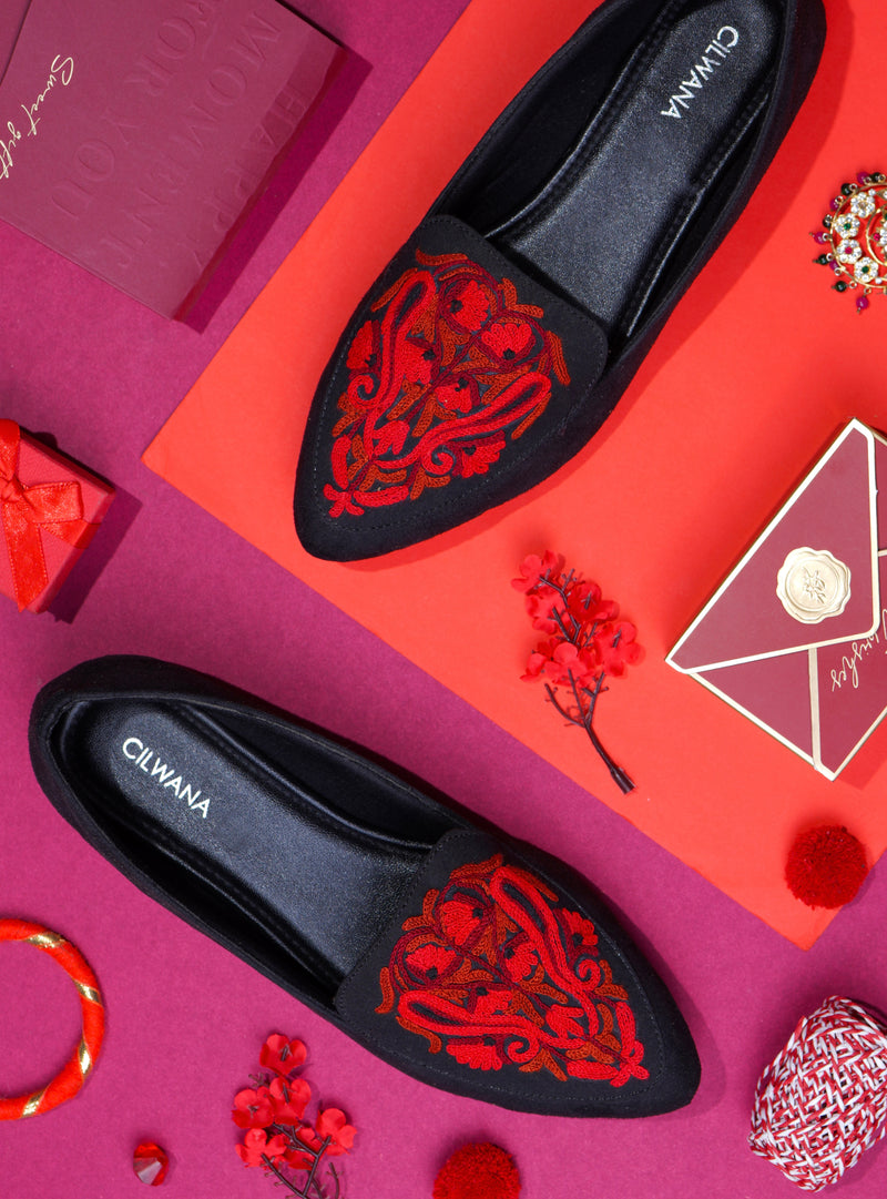 Black & Red Almond Aari Shoes — product detail