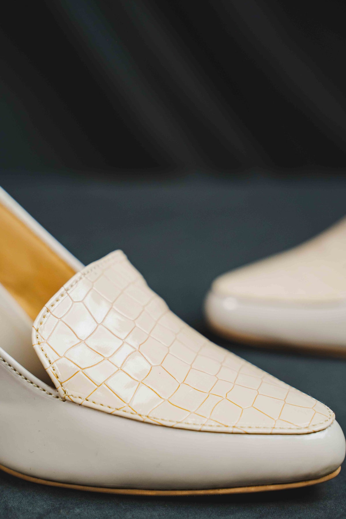 Cream Heel