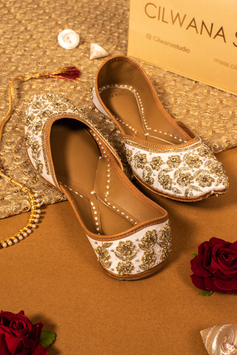 Ivory Dhabka — product detail