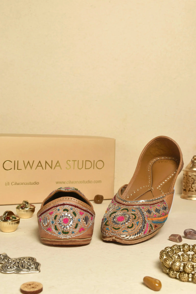 Multi Thread Pitta Jutti — product detail