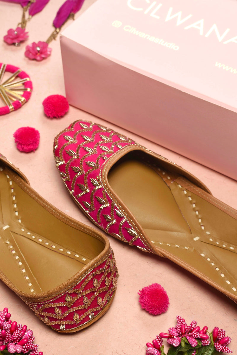 Pink Dhabka — product detail