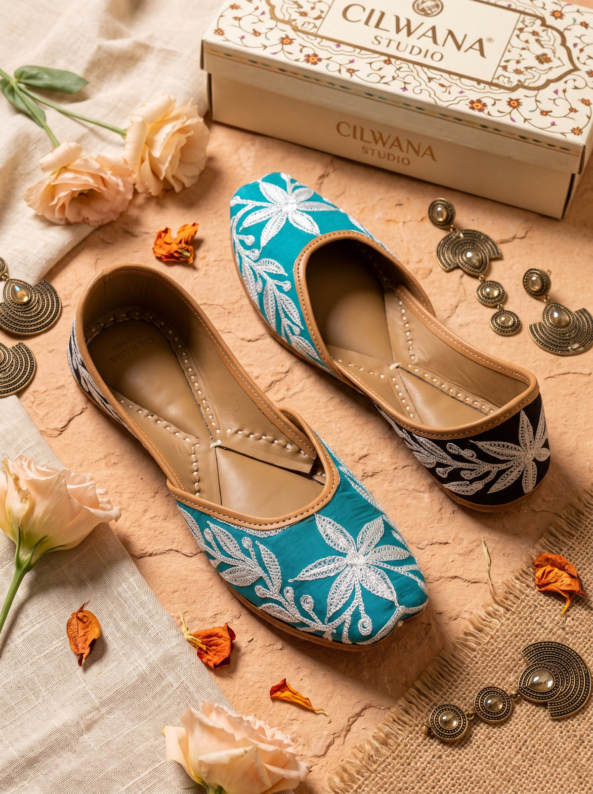 Teal  Floral Aari Jutti