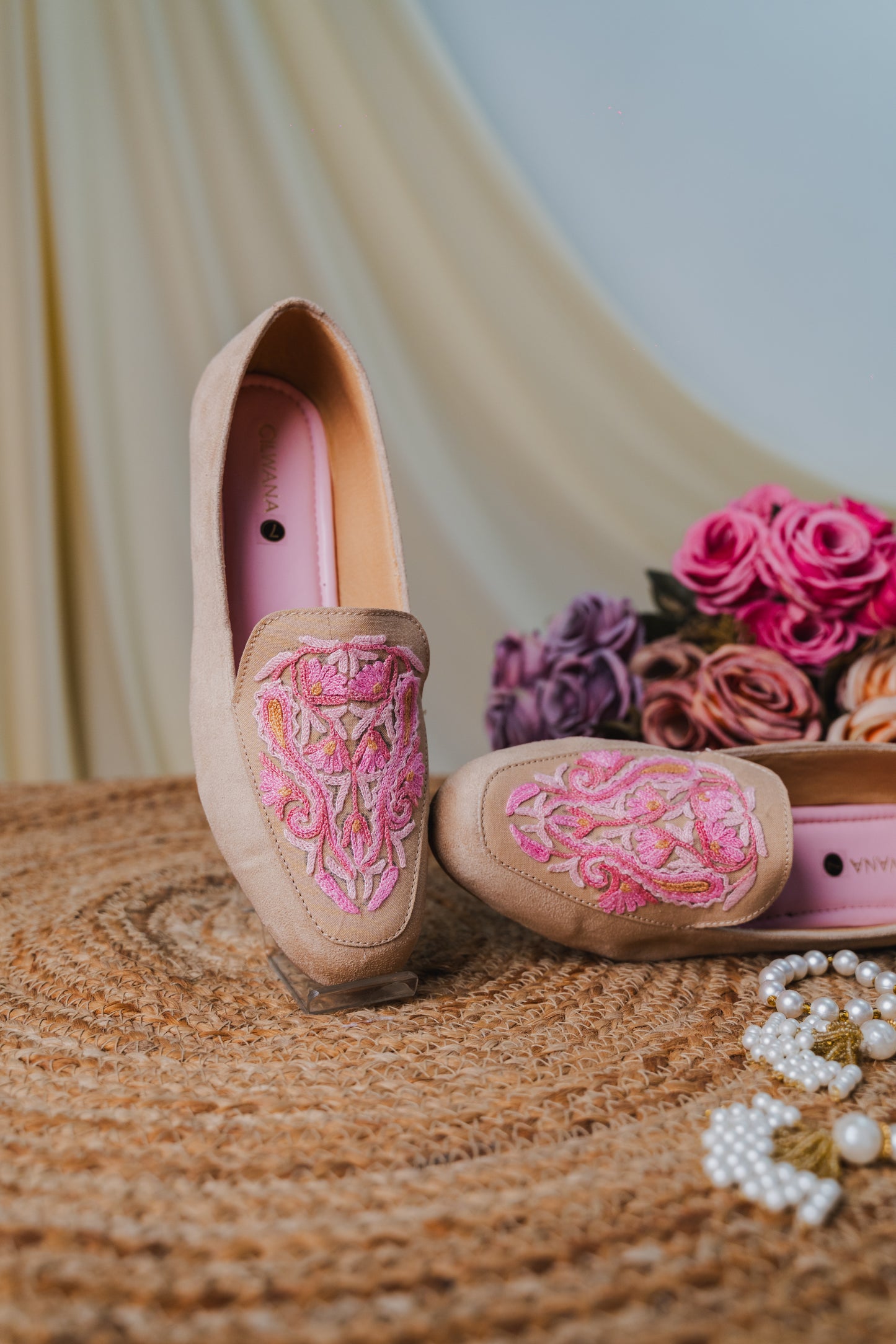 Brown and Pink Almond Aari Shoes