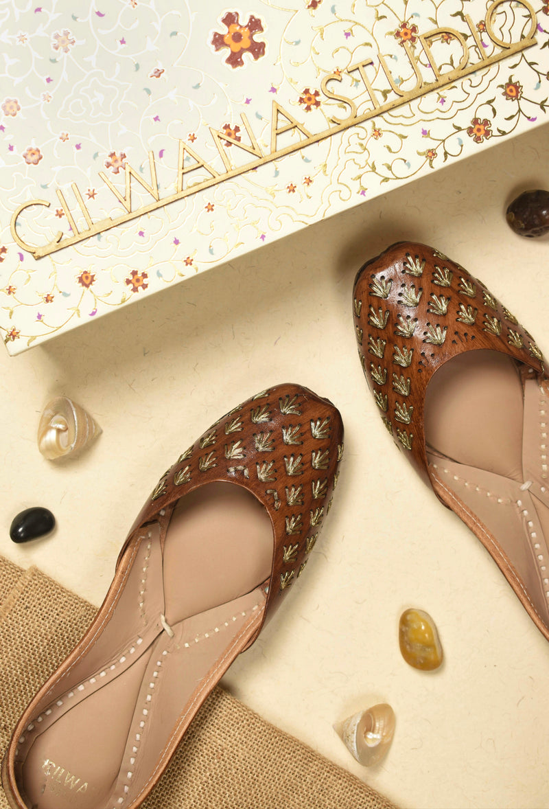 Leather Tan Jutti