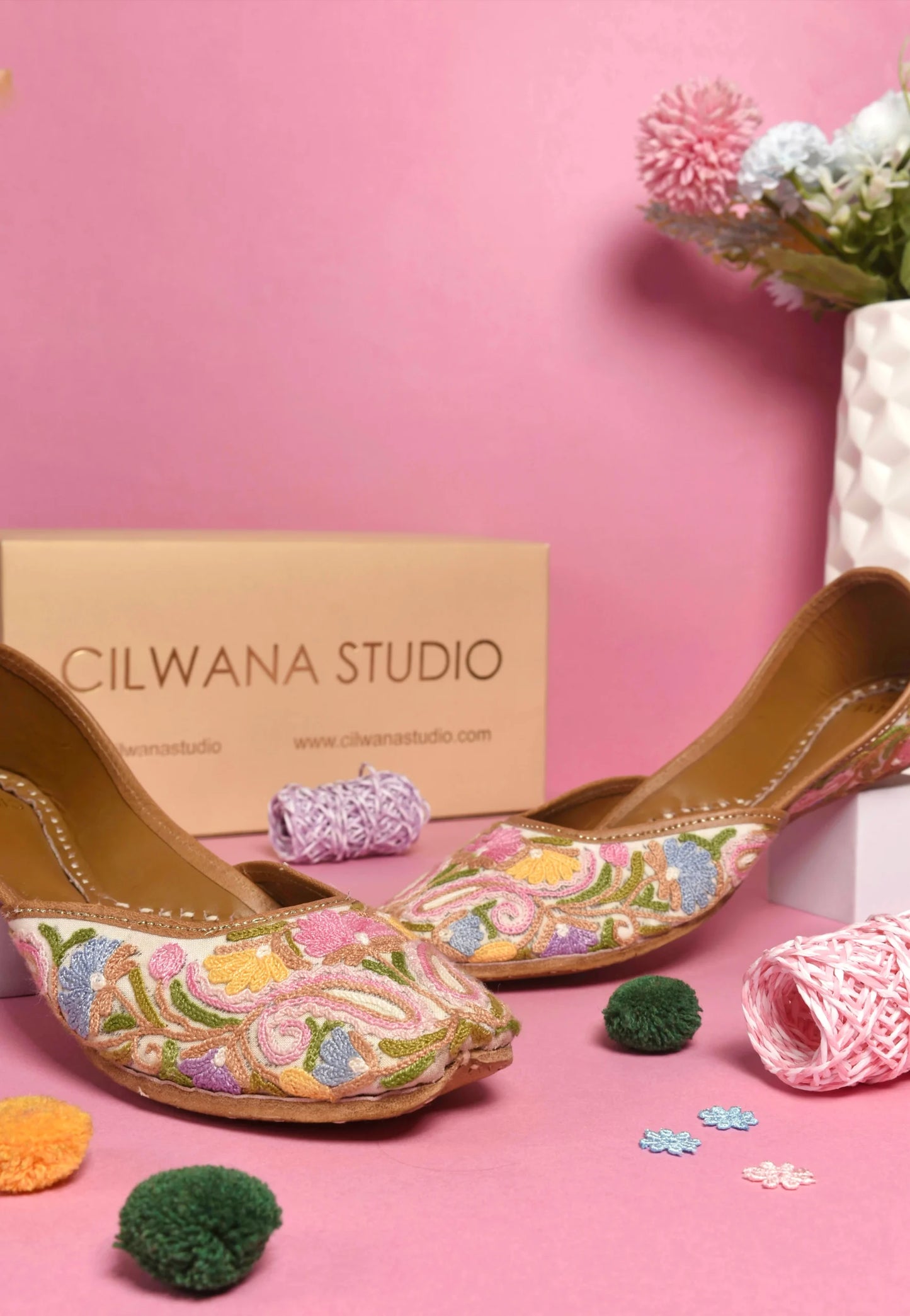 Pastel Multi Almond Aari Jutti