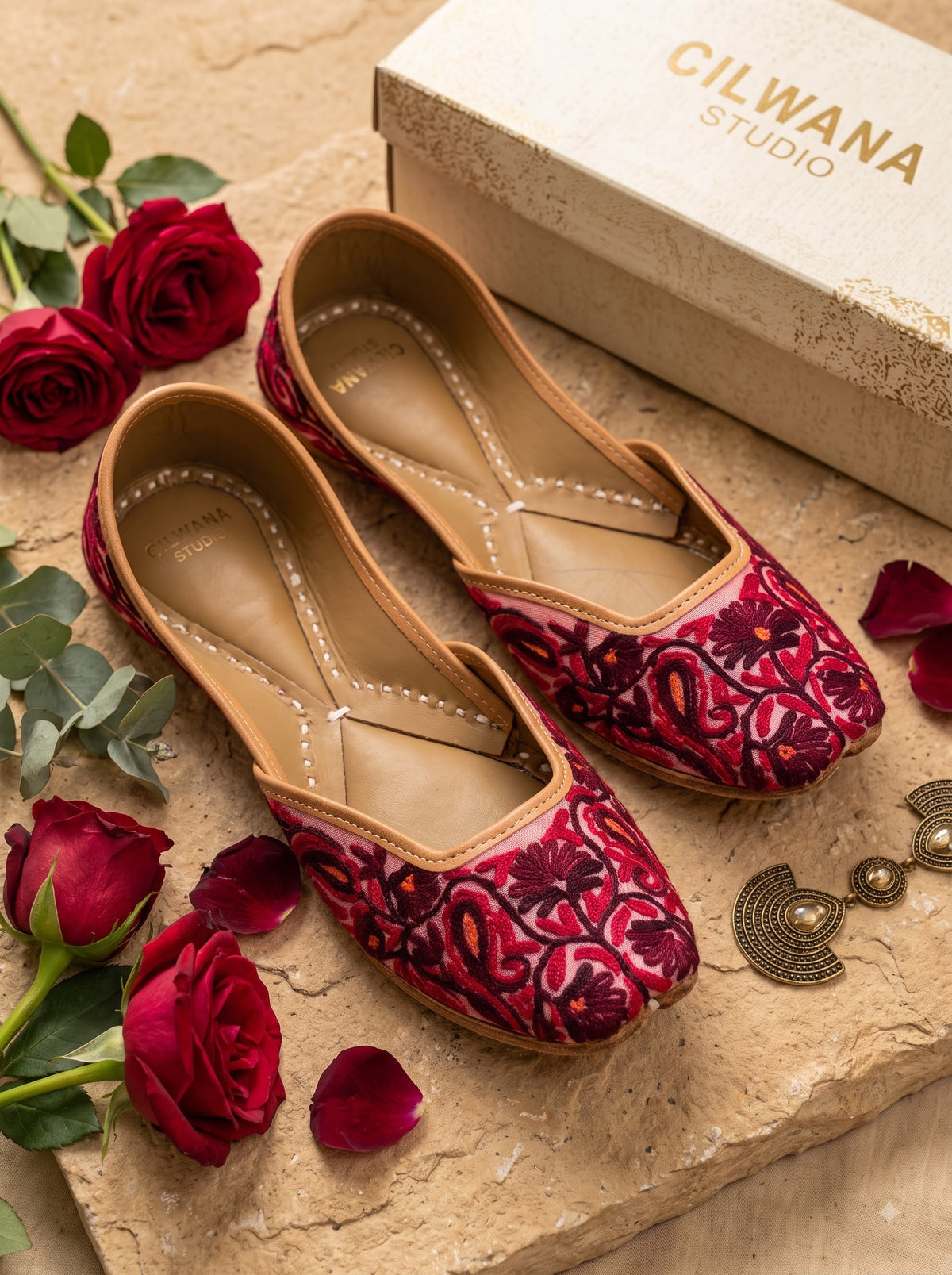 Maroon Floral  Aari jutti