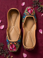Black Multi Chinar Aari Jutti