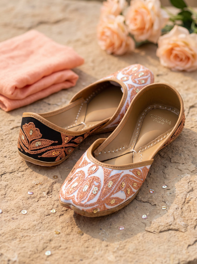 Peach  Floral  Aari Jutti — product detail