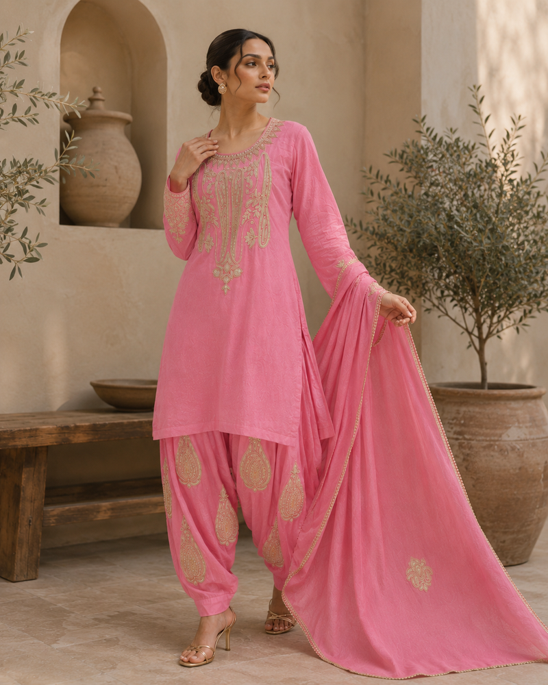 Gulabi Farshi Tilla Set